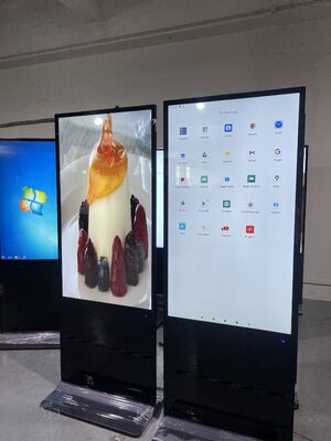 55インチ Android OS LCD デジタルサイネージ 350 Cd/m2 インドール/アウトドア広告ディスプレイ画面の明るさ
